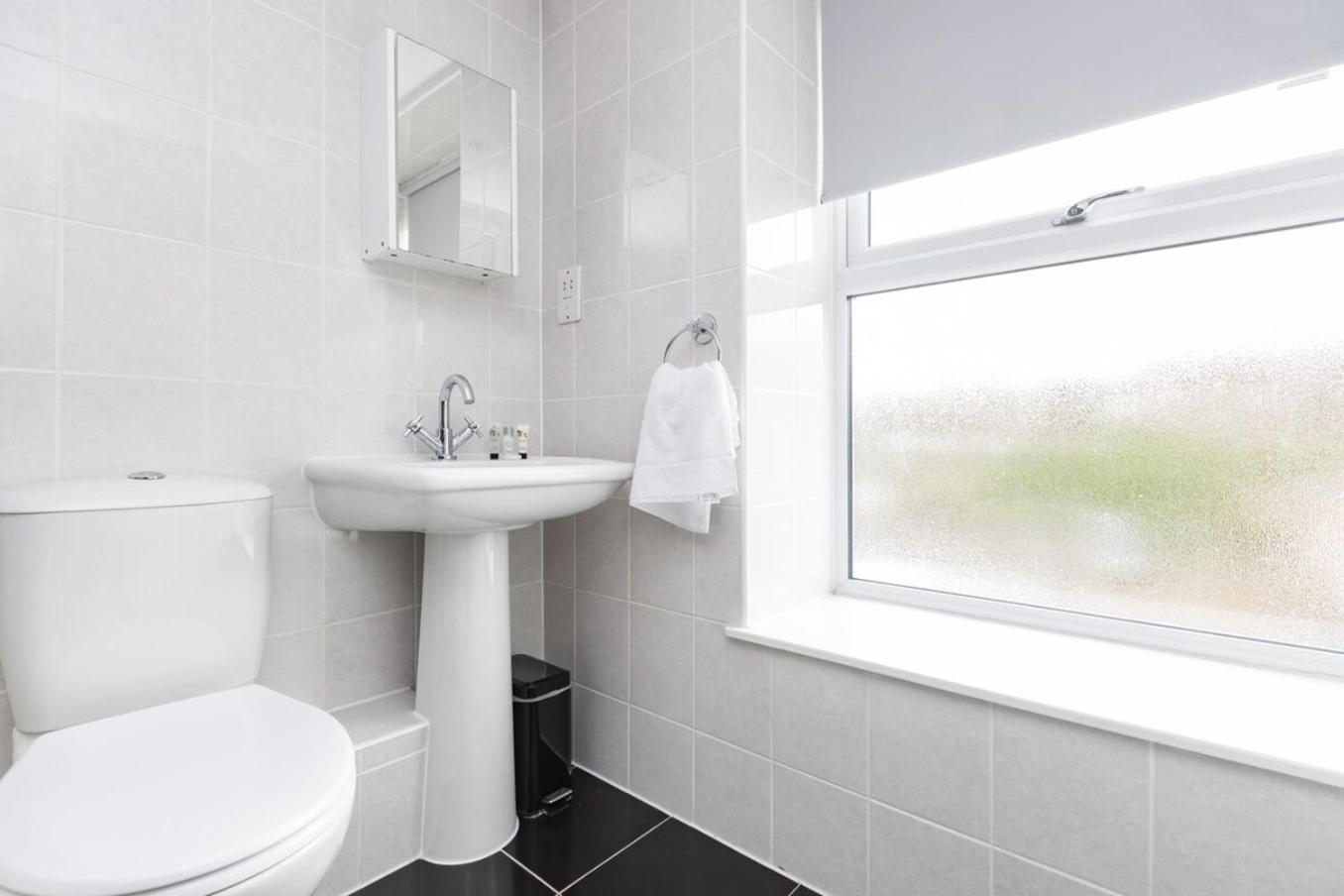 Holiday home Sunny Terrace By Kasar Maidstone